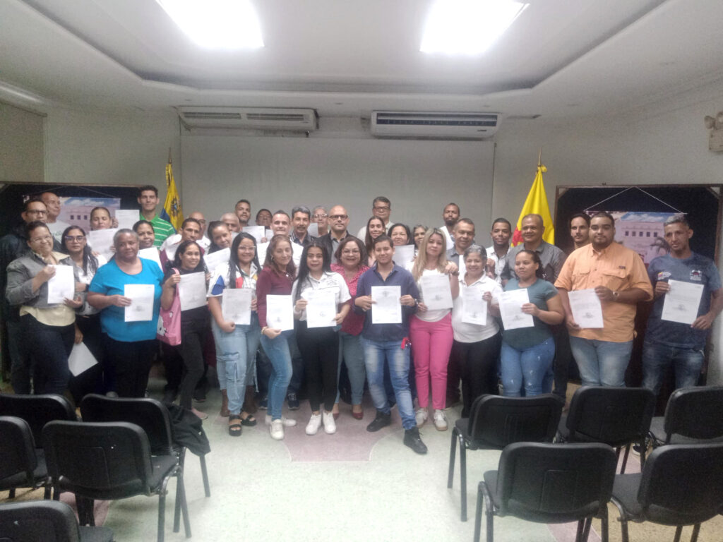 Talento humano de SAIAE Dr. Arnoldo Gabaldon recibió ascensos y normalizaciones de cargos