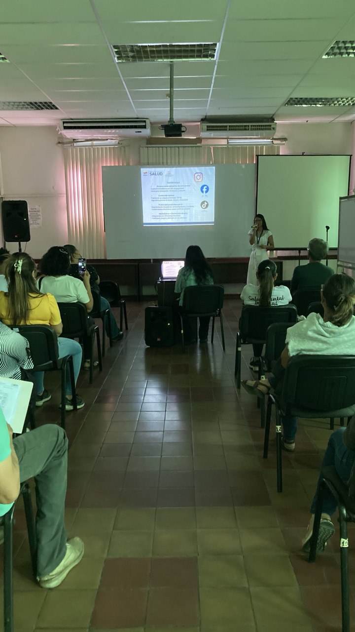 photo_4906849266823793426_y