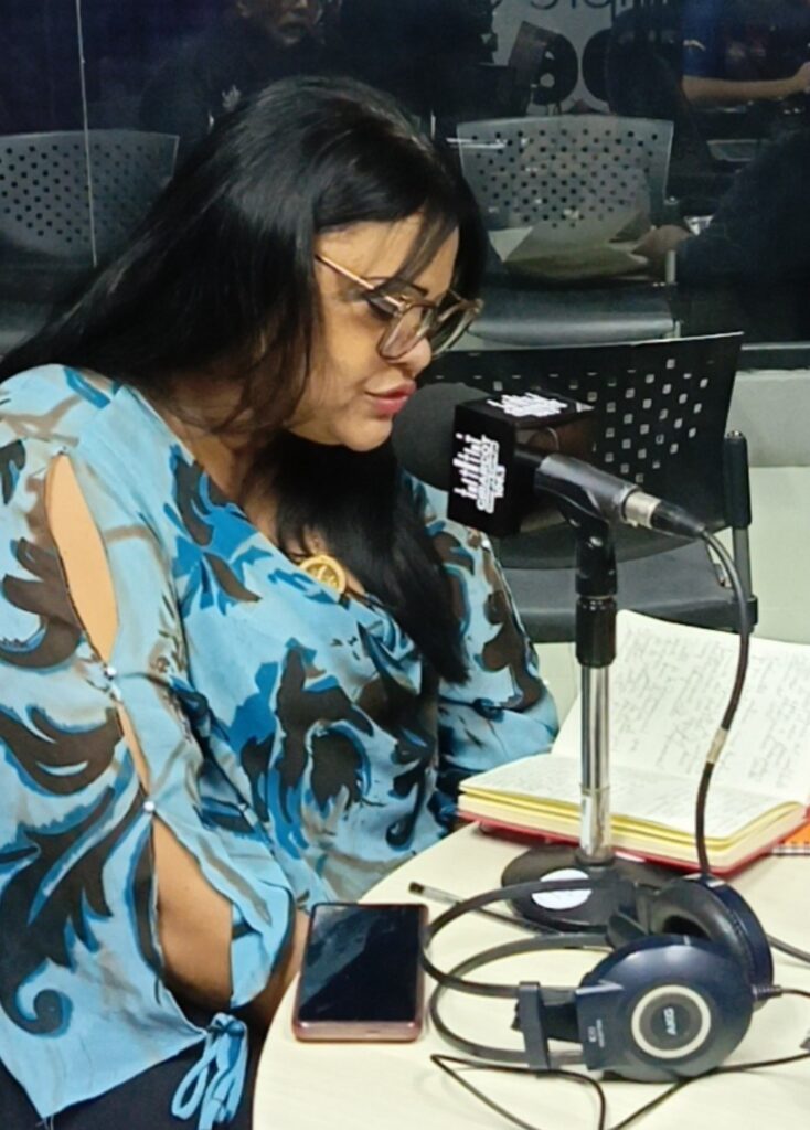 photo_4927218995333630786_w