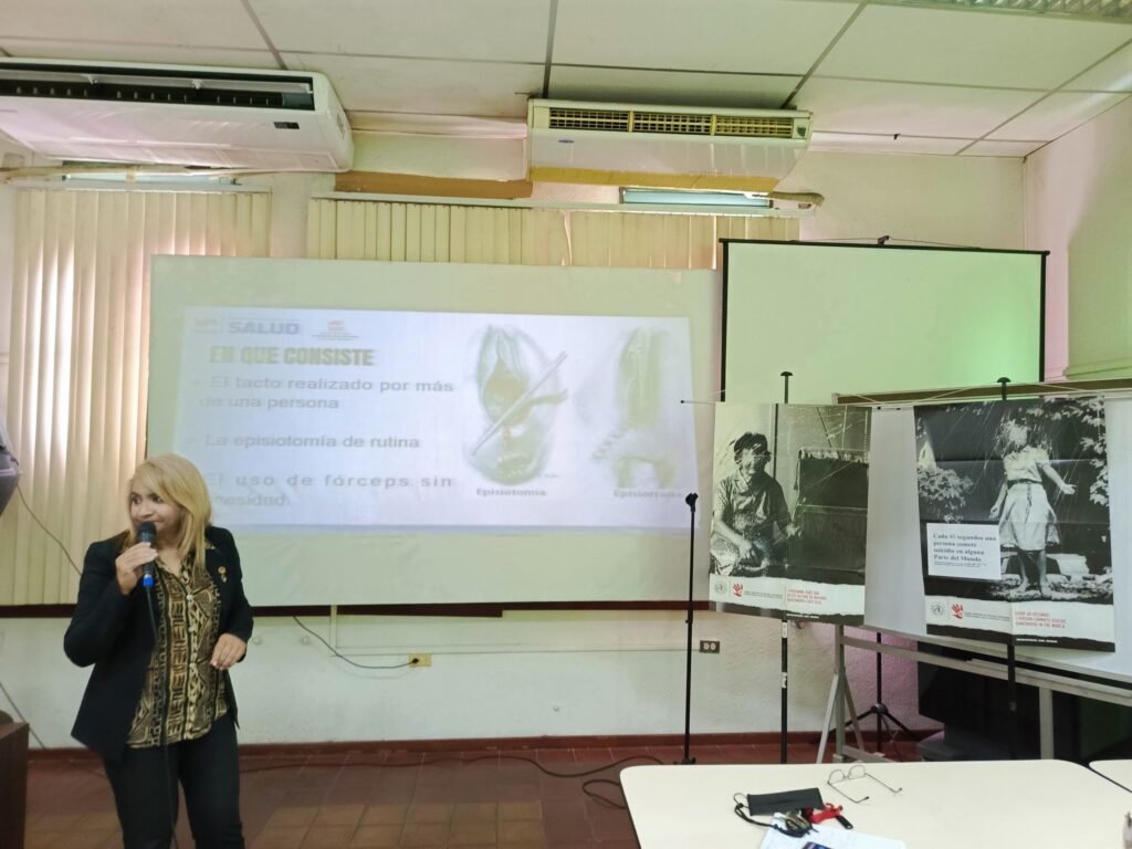 photo_4972012119796681574_w