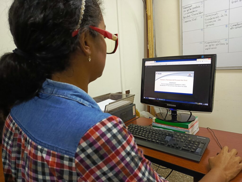 photo_4990100245714766639_w