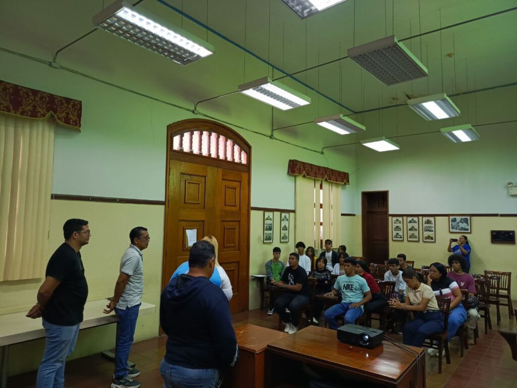 photo_5030791036460010362_y