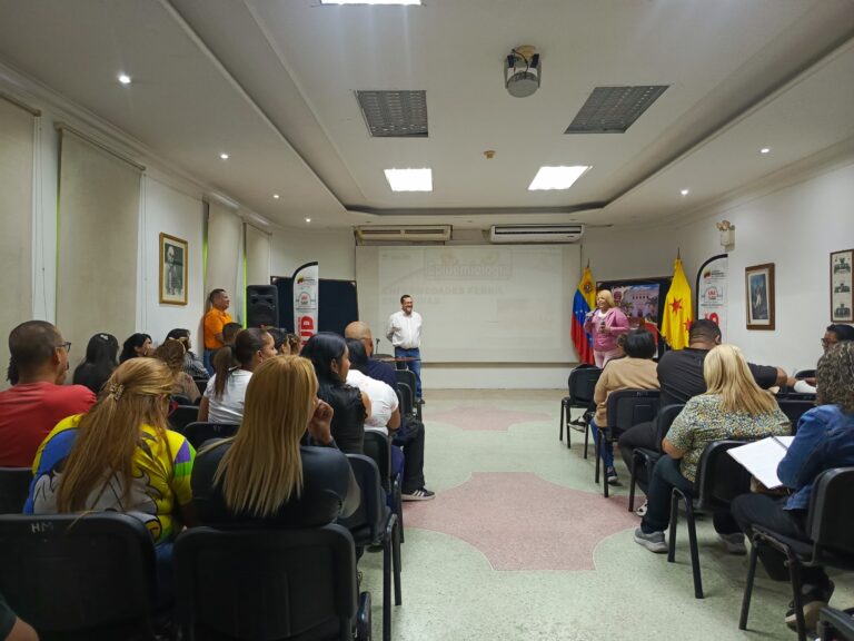 photo_4904451974992956508_w