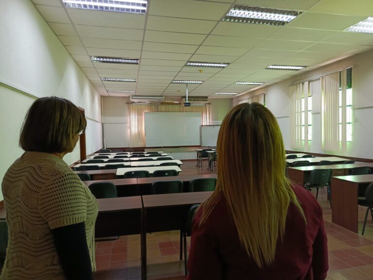 photo_4927008623540505516_w