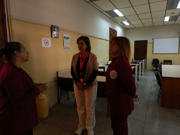 photo_4927008623540505540_w