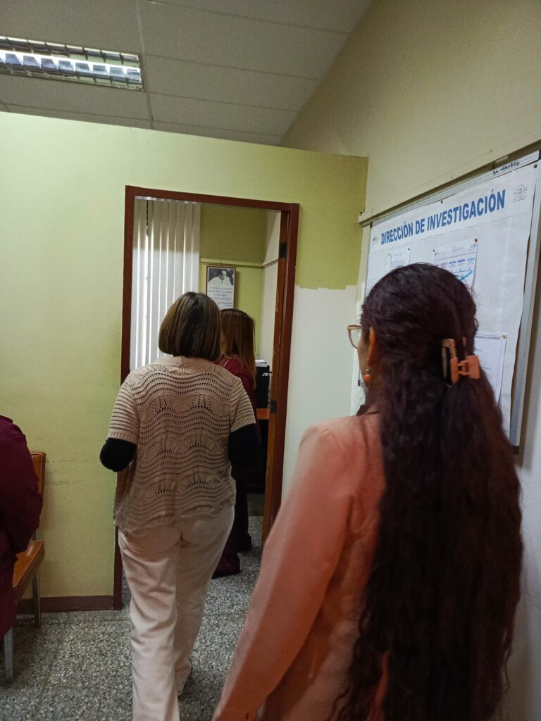 photo_4927008623540505542_w