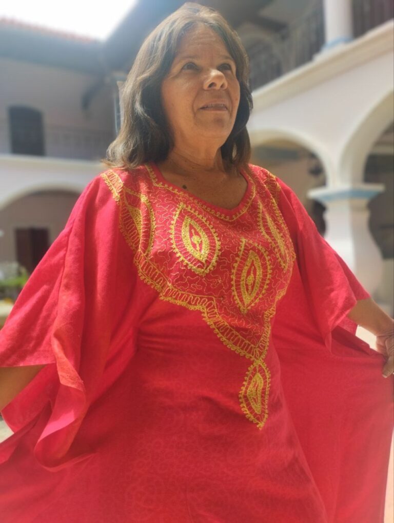 photo_4969783104784501663_y