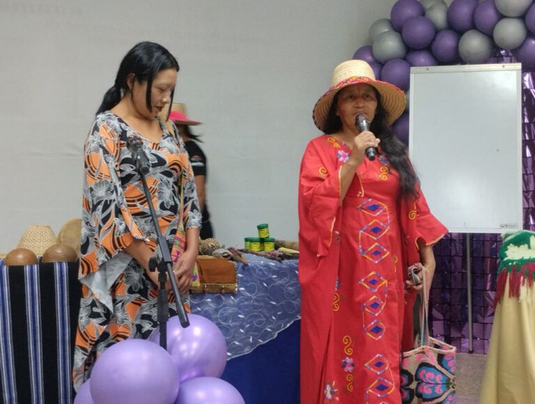 photo_4969783104784501668_y