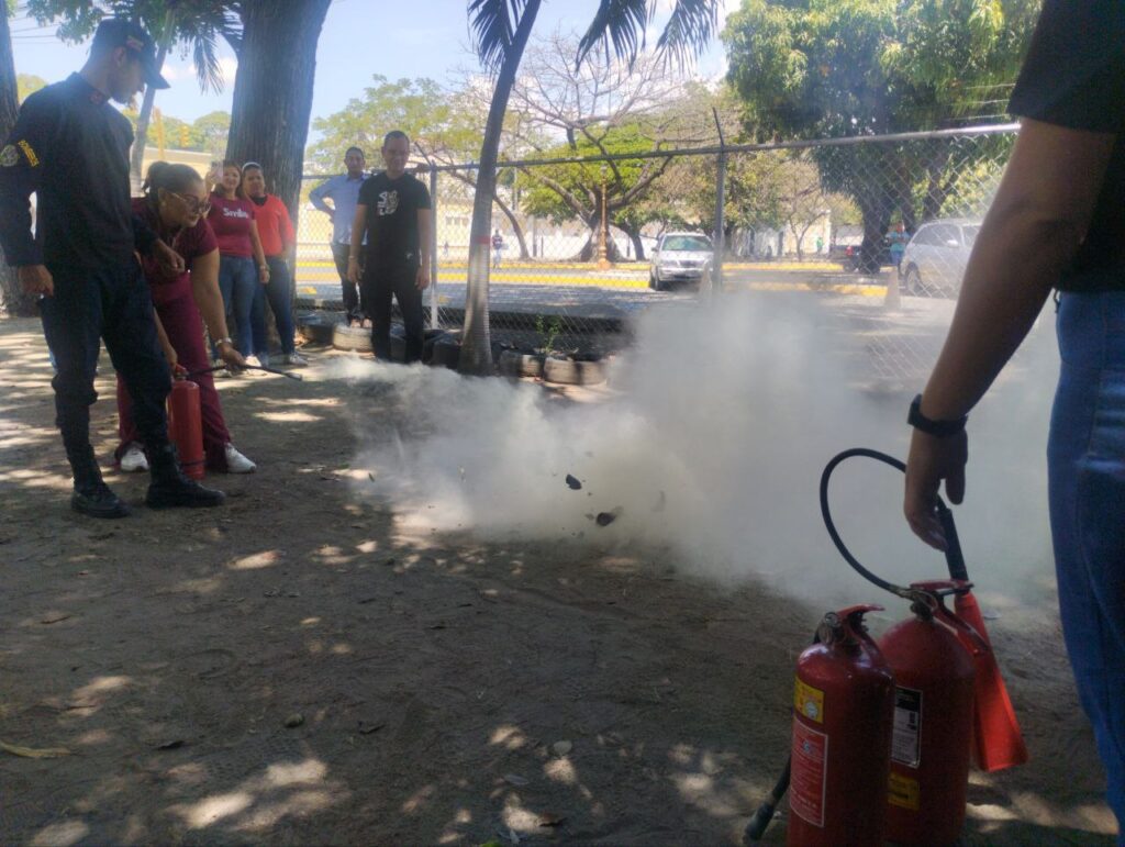 SAIAE fortalece la cultura preventiva con el curso “Prevención de incendios y uso de extintores”