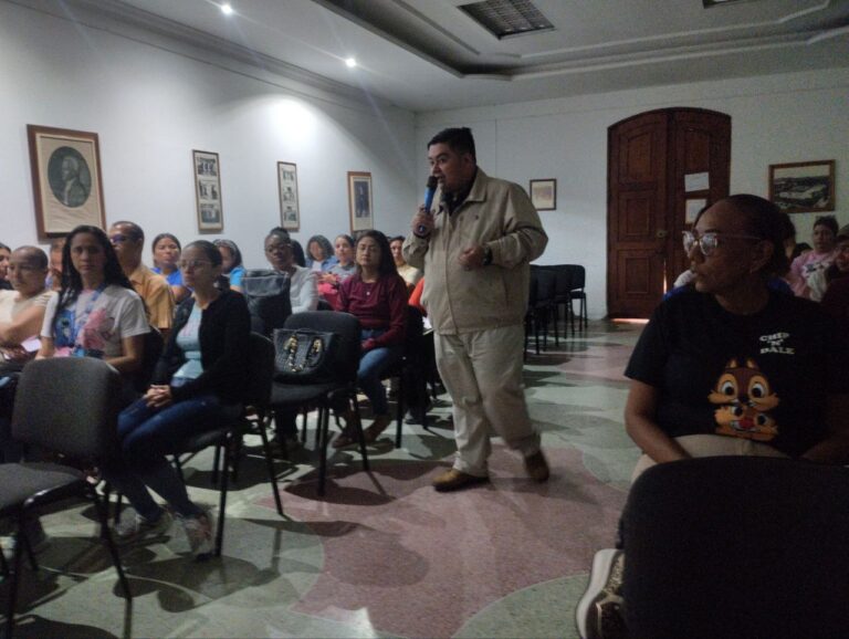 photo_4988204795042663576_y